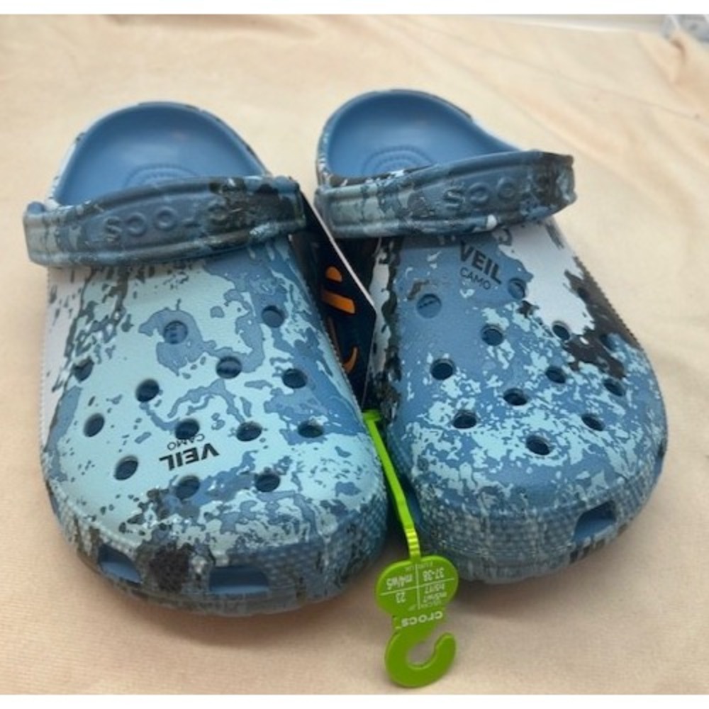 Crocs Adult Classic Camo Veil‎ Poseidon Comfort Clogs Blue Ocean NWT - M5/W7